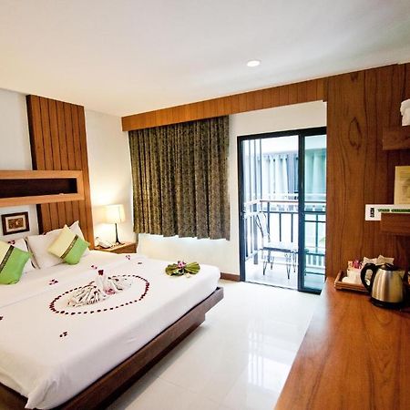 The Chambre Patong Экстерьер фото