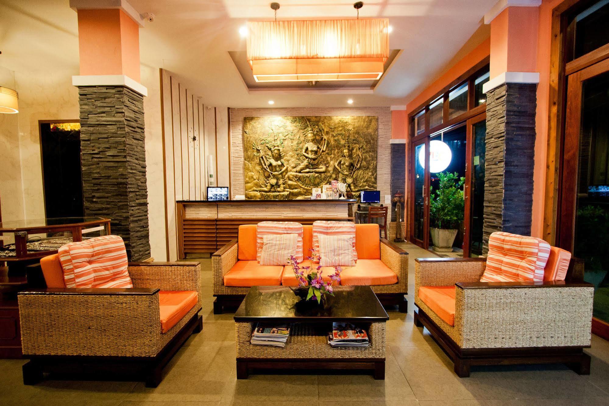 The Chambre Patong Экстерьер фото